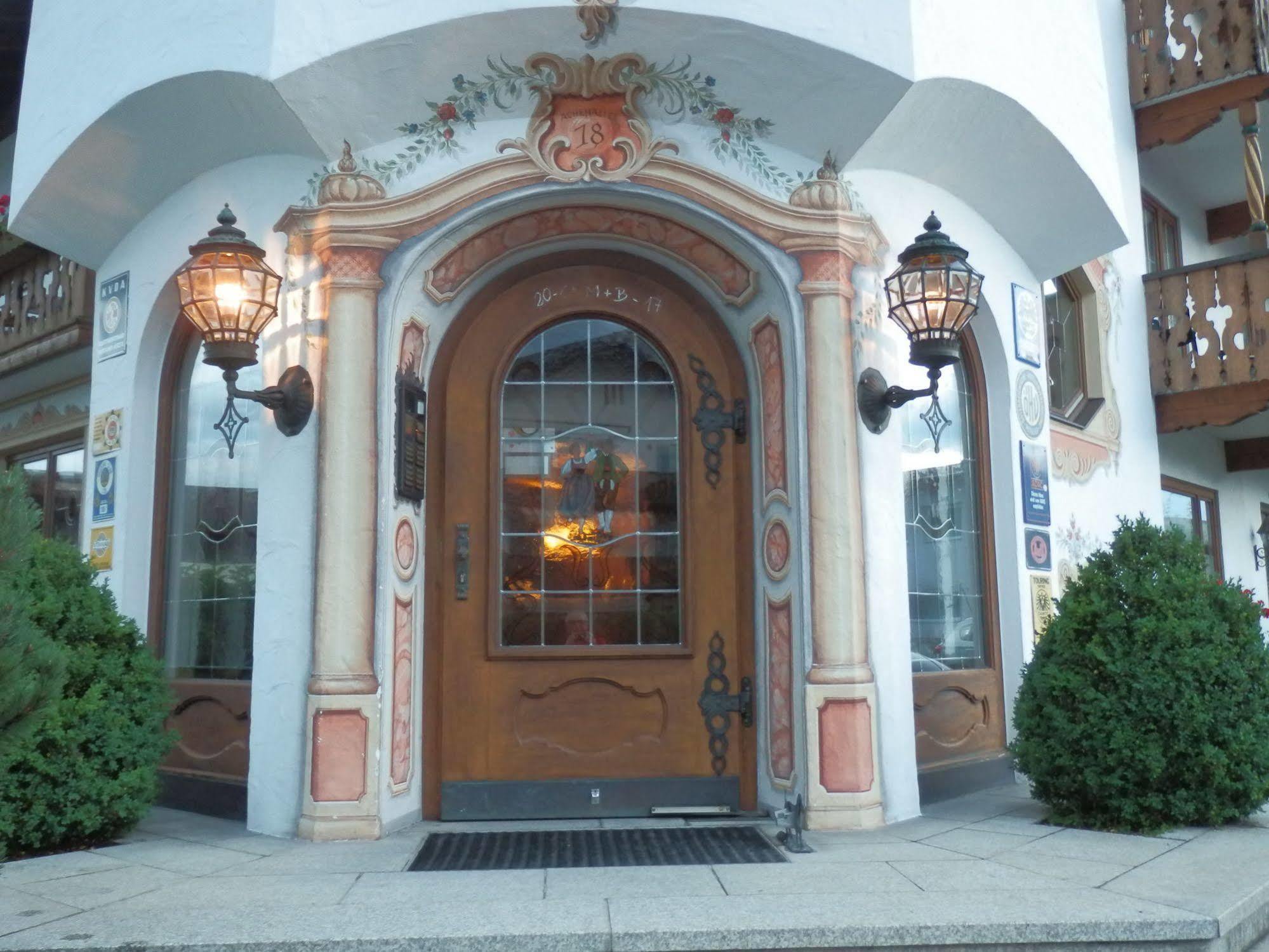 Alpenappartement Europa Sankt Johann in Tirol Buitenkant foto