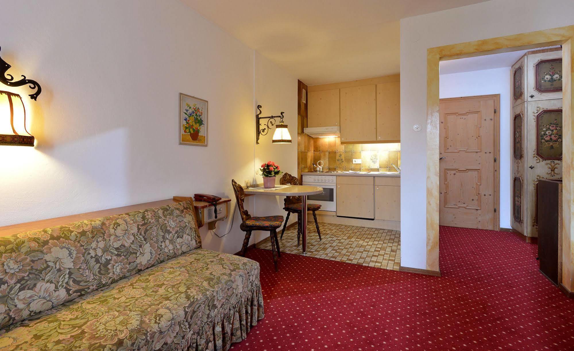 Alpenappartement Europa Sankt Johann in Tirol Buitenkant foto
